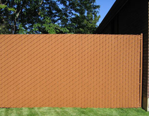 Vinyl Wood along the side of a house